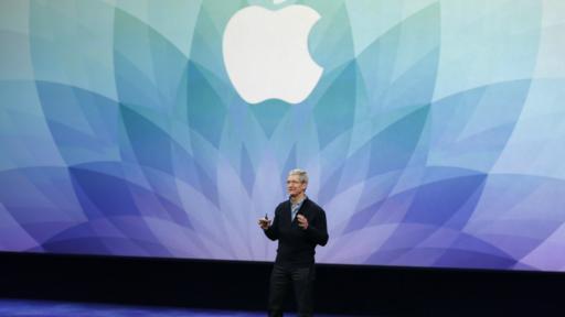 Apple asegura que está defendiendo la democracia al evitar que el FBI acceda al iPhone del asesino de San Bernardino.