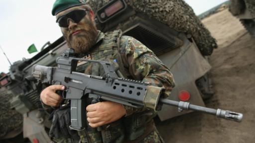 Varios ejércitos utilizan el fusil G36, entre otros los de Alemania, España y Lituania.
