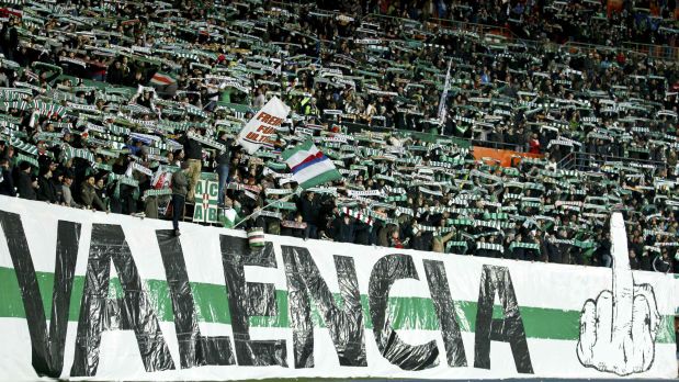 La pancarta del Rapid Viena que indignó a todo el Valencia