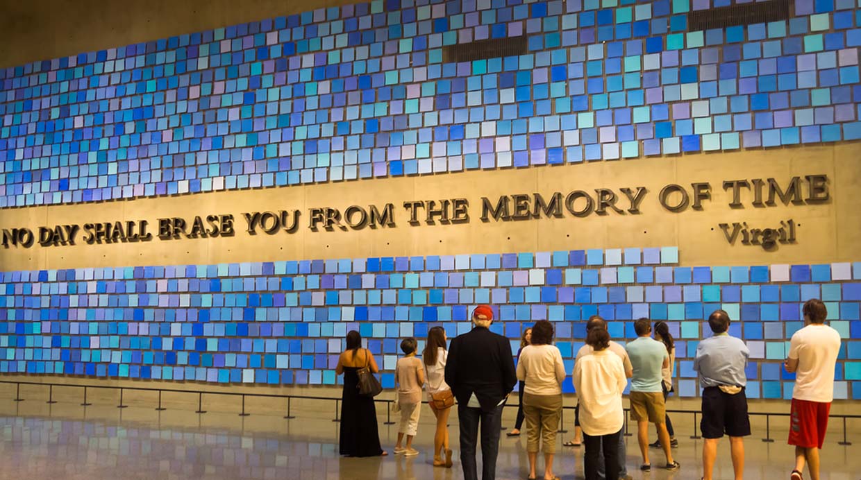 Ir a un museo.Algunos de los museos más importantes de Nueva York ofrecen la oportunidad de visitar sus colecciones sin pagar un dólar en días determinados. Por ejemplo, el ingreso al 9/11 Memorial es gratuito los martes a partir de las 5 pm y visitar Museo de Arte Moderno también es gratuito los viernes de 4 a 8 pm.(Foto: Shutterstock)