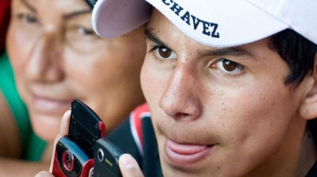 Gracias a los subsidios, muchos venezolanos han podido acceder a celulares, pero la infraestructura no se ha desarrollado. (Foto: AFP)