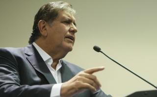 Alan García: Un español nos propone votar por un norteamericano