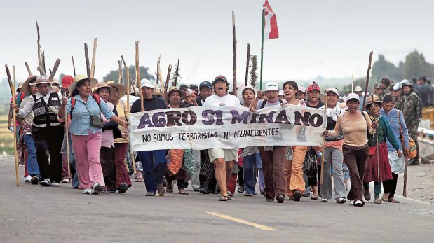 Las protestas contra los proyectos mineros han provocado que haya menos proyectos. (Foto: Archivo El Comercio)