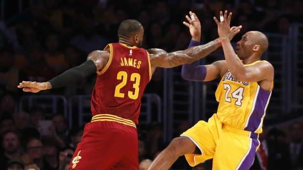 Kobe Bryant burló a LeBron James con la mejor jugada de la NBA
