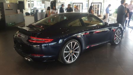 El 911 llega con un nuevo motor biturbo de 3,0 litros. (Fotos: Ruedas&Tuercas)