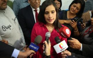 Las veces que Mendoza negó haber escrito en agendas de Nadine