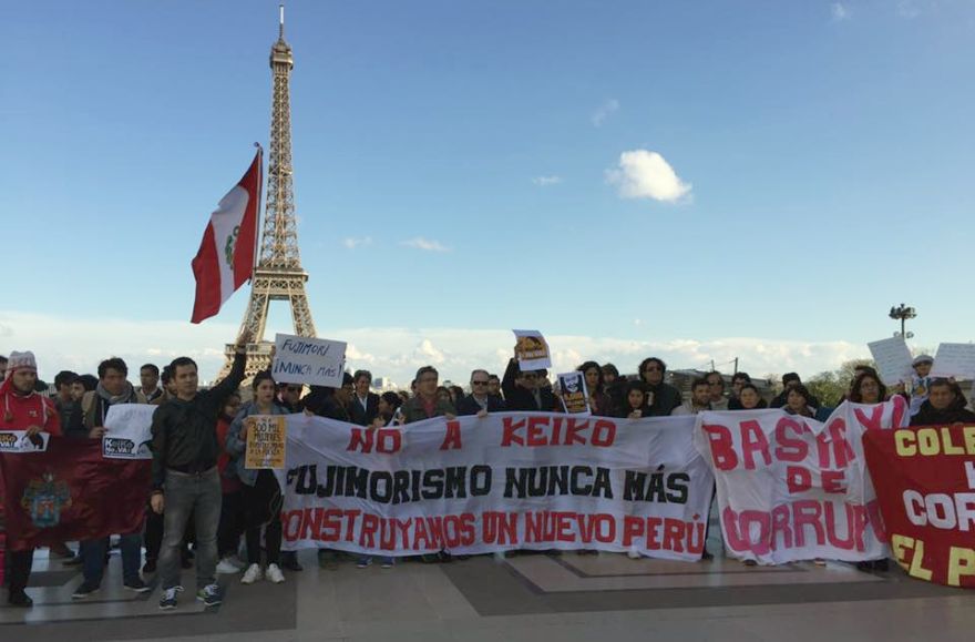 Desde París, ciudadanos peruanos que viven en Italia también respaldaron la marcha contra Keiko Fujimori. (Alfredo Pita)