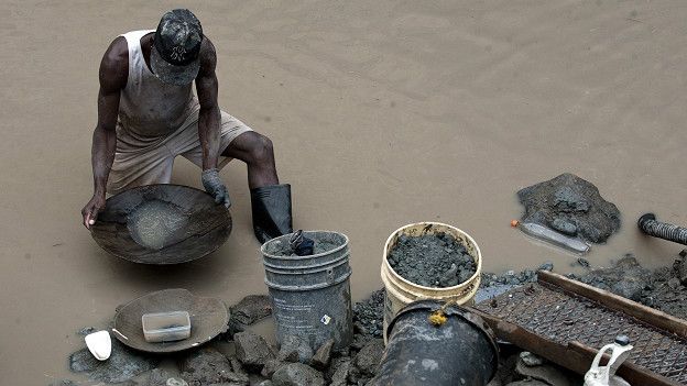 La minería ilegal e informal se multiplicó en la última década debido a la subida del precio de los minerales, fundamentalmente del oro. (Foto: Getty Images)