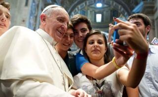 Papa Francisco: "La felicidad no se descarga como a una app"