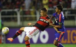 Paolo Guerrero fue abucheado en victoria de Flamengo