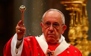 El Papa recuerda a obispos que "muchas costumbres" han cambiado