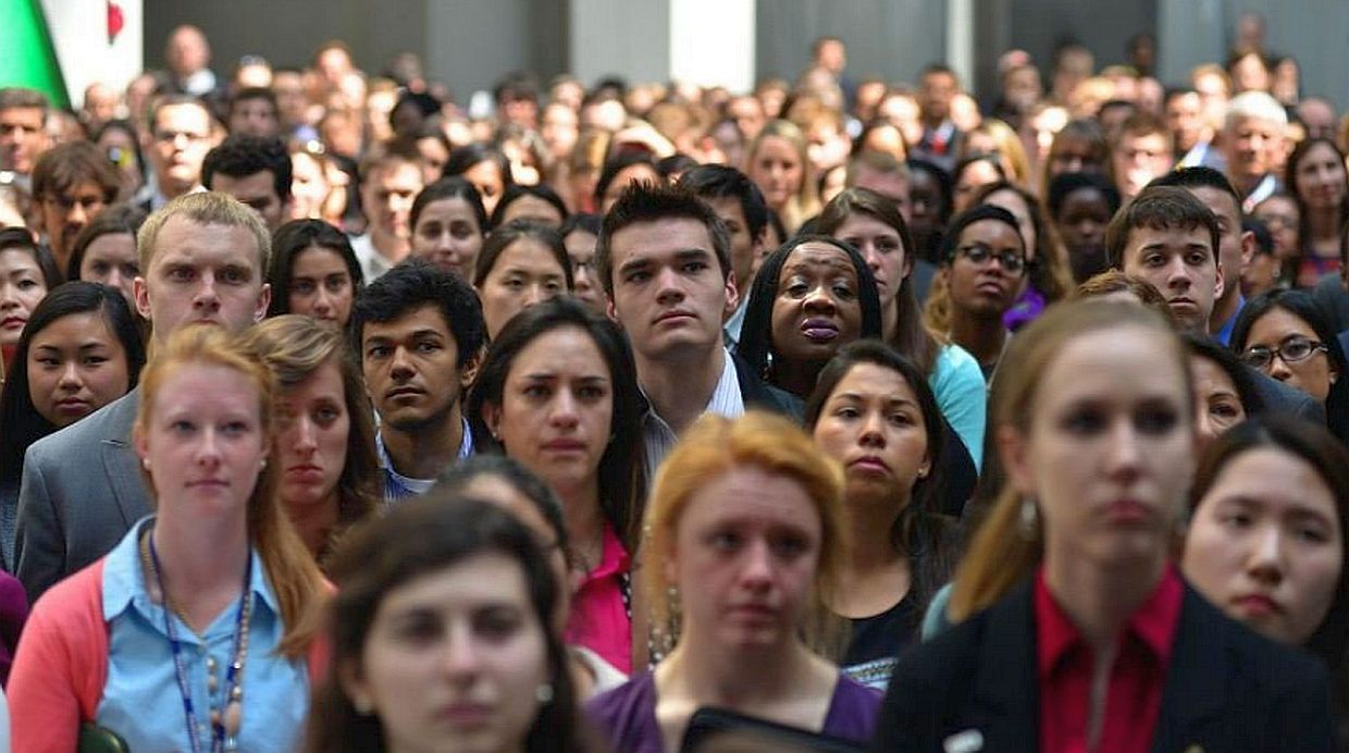 7. Al invitarlos a mirar nuevamente al futuro en 5 años, casi el 80% de los encuestados consideraron que seguirán utilizando una institución financiera. (Foto: Difusión)