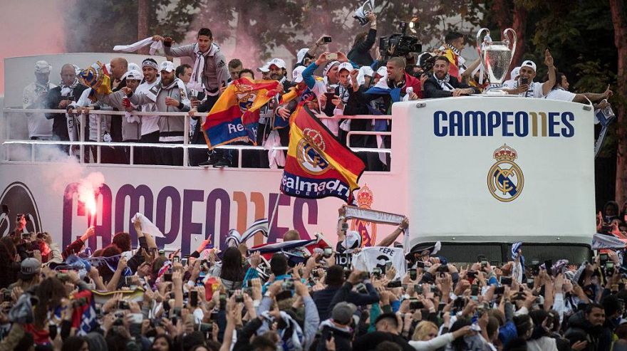 FOTO FUTBOLISTAS REAL MADRID foto futbolistas real madrid: