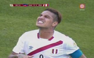 Paolo Guerrero definió terriblemente estando sin marca