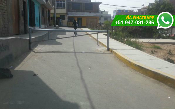 Vecinos se encuentran incómodos porque solo algunos tienen en su poder las llaves de tranqueras (Foto: WhatsApp El Comercio)