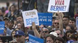 La pasión de los partidarios de Sanders y su rechazo hacia la virtual candidata demócrata quedaron patentes este martes, pese a los resultados de California. (Foto: Getty Images)