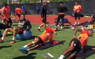 Selección peruana entrenó soportando 30 grados en New Jersey