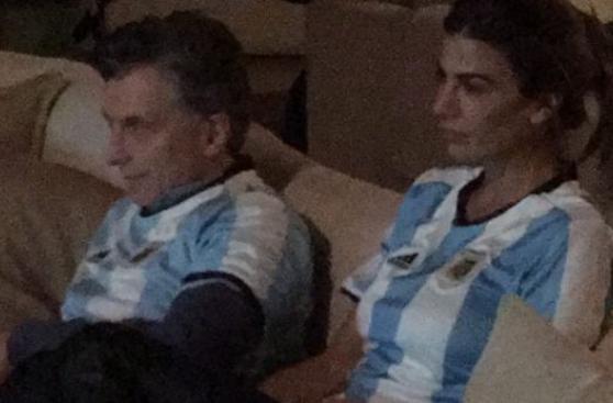 El dolor de Macri por la derrota de Argentina [FOTOS]
