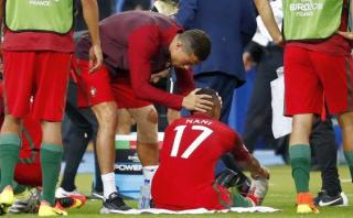 Cristiano Ronaldo animó a sus compañeros a pesar de su lesión