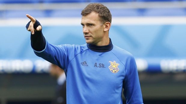 Andriy Shevchenko, de 39 años, es el nuevo técnico de Ucrania