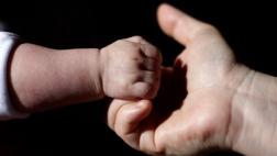 Chile otorga por primera vez custodia de una niña a homosexual