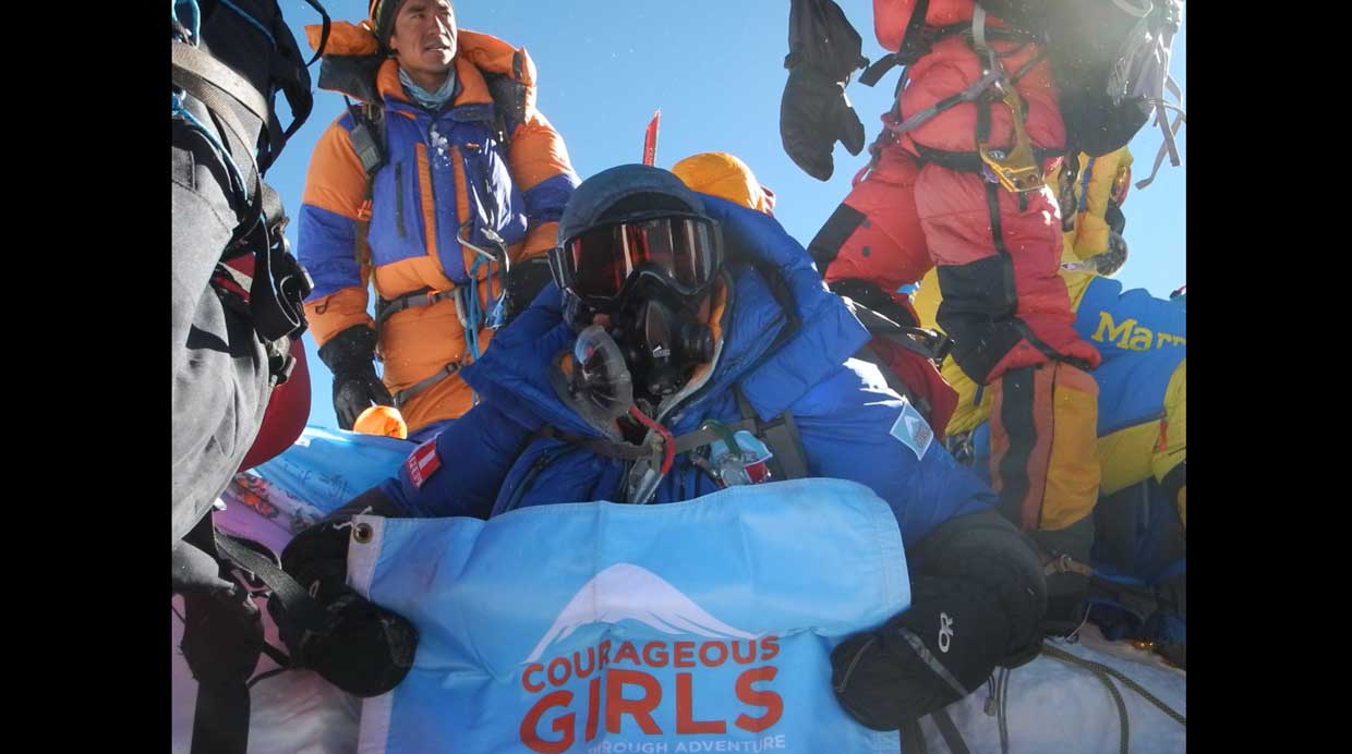 Silvia Vásquez-Lavado en la cima del Everest. (Foto: Archivo Personal Silvia Vásquez-Lavado)