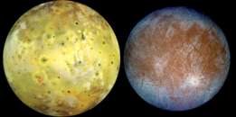 Ío tiene un natural color amarillo, mientras que Europa suele retocarse. (Foto: NASA)