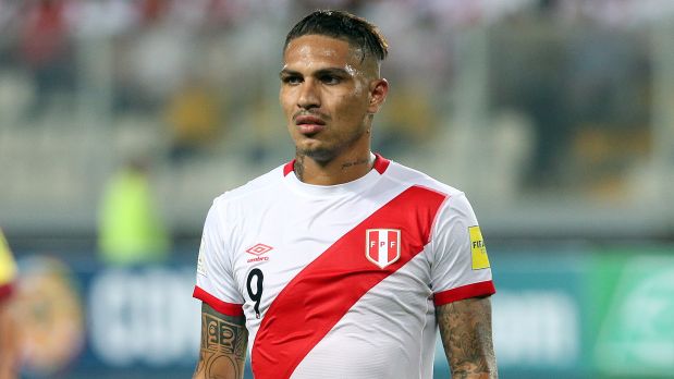 Paolo Guerrero habló de la selección peruana y Pedro Pablo Kuczynski en Brasil