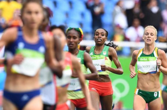 Río 2016: etíope Almaz Ayana pulverizó récord mundial 10 mil m.