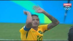 Neymar cerró goleada de Brasil y celebró de manera peculiar