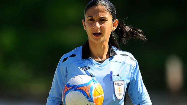 Mujer arbitrará por primera vez partido del fútbol uruguayo