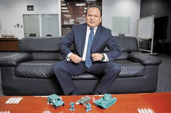 González: "A las FF.AA. no se las va a manosear nunca más"