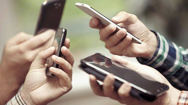 La mayor cantidad de accesos a Internet en nuestor país se dan a través de los teléfonos celulares. (Foto: Getty Images)