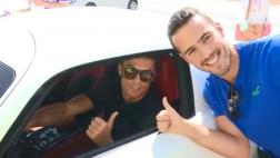 Cristiano Ronaldo: la felicidad del luso al atender a fanáticos
