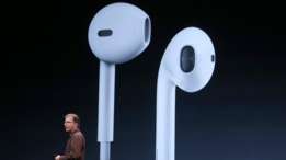 Apple lanzó EarPods en 2012, cuando presentó iPhone 5. (Foto: Getty Images).