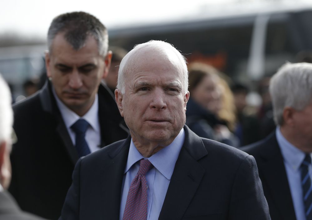 John McCain fue cuestionado por su estado de salud cuando era candidato en las elecciones en Estados Unidos. (Reuters)