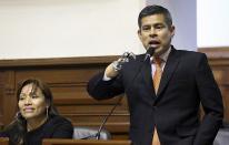 "Acción Popular está viendo siempre quién sale de cada bancada"