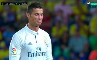 Cristiano y su rostro disconforme por el cambio ante Las Palmas