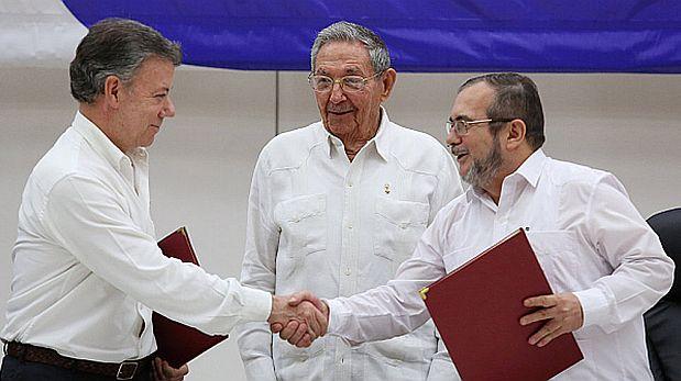 Colombia y las FARC firmarán histórico acuerdo paz tras 52 años de conflicto. (AFP)