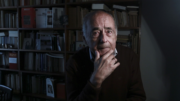 El poeta Carlos Germán Belli, ferviente lector de la obra de Breton. (Foto: Alessandro Currarino/ El Comercio)