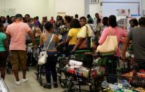 Jamaica está en alerta máxima por el potente huracán Matthew