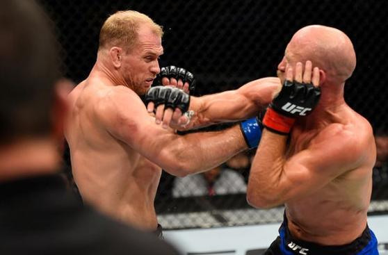 UFC: John Lineker venció a John Dodson por decisión dividida