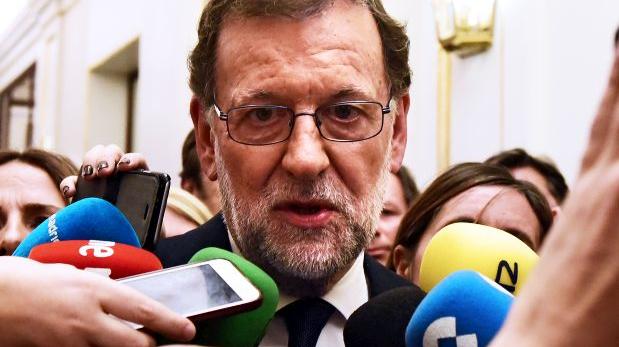 España: Los retos de Rajoy al frente de un país fragmentado