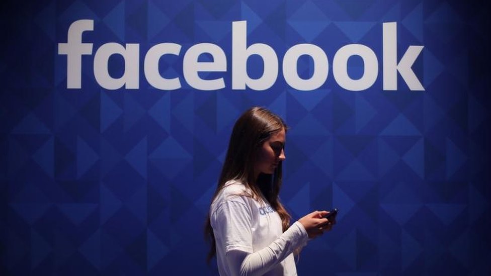 Los grupos de derechos digitales dieron la bienvenida a la decisión de Facebook.