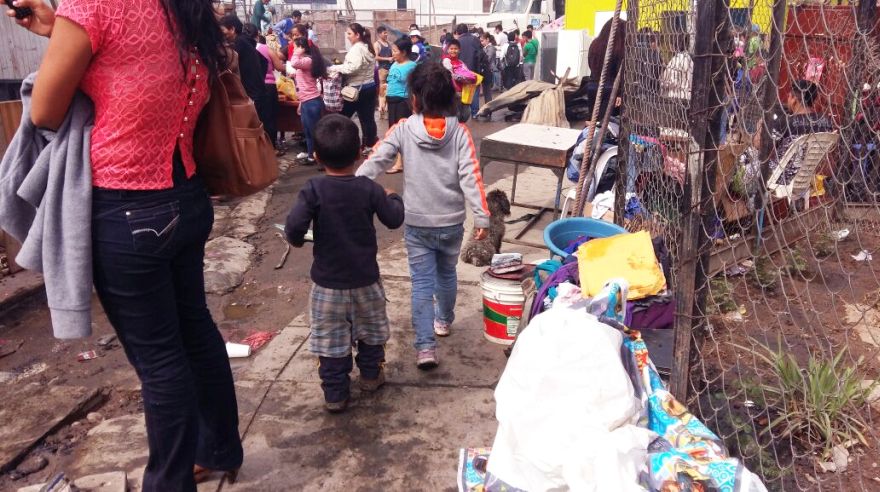 El colegio intercultural de la comunidad shipibo-konibo en Cantagallo permanecerá cerrado por daños del incendio. (Cristina Fernández / El Comercio)