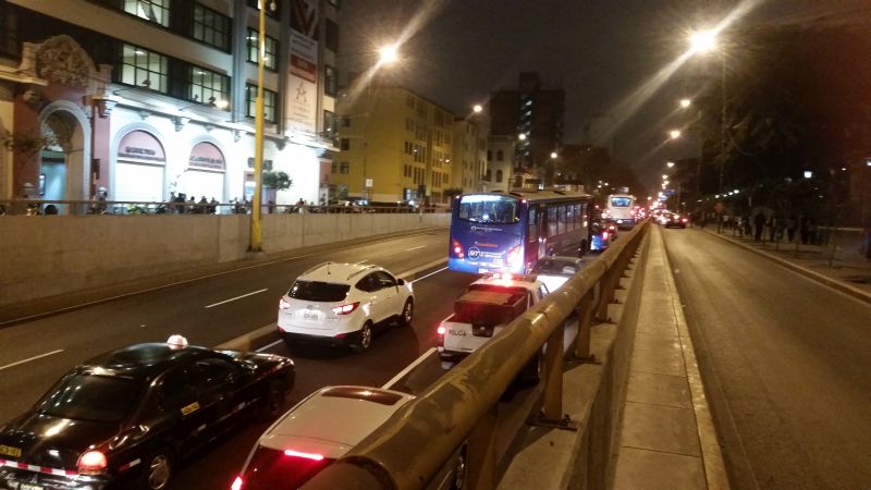 Congestión vehicular en el by-pass de 28 de Julio en hora punta. (Gladys Pereyra / El Comercio)