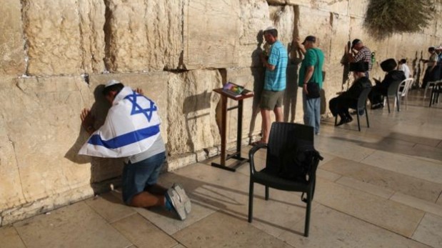 El Muro de los Lamentos es considerado un lugar sagrado por los judíos. (Foto: AFP)