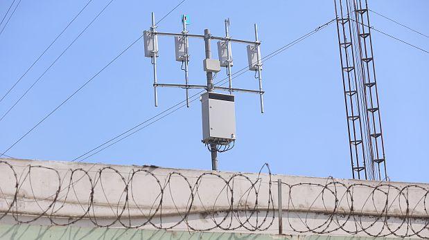 Extorsiones siguen saliendo de penales con bloqueo de celulares