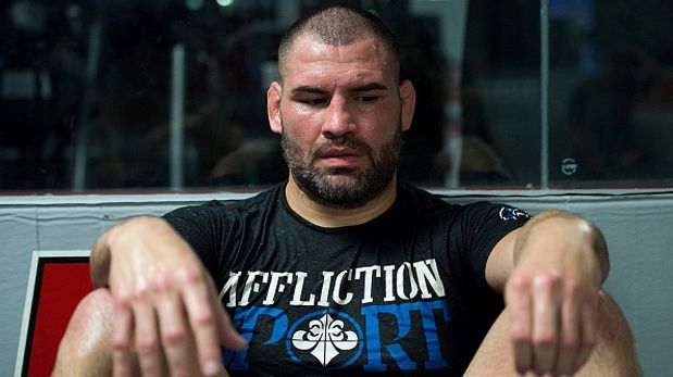 UFC 207: Caín Velásquez queda fuera de la pelea contra Fabricio Werdum