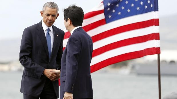 Obama y Abe homenajean a víctimas de Pearl Harbor